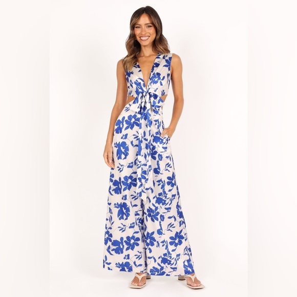 PETAL & PUP LULU WRAP FRONT JUMPSUIT - BLUE FLORAL S B110 - Picture 3 of 9